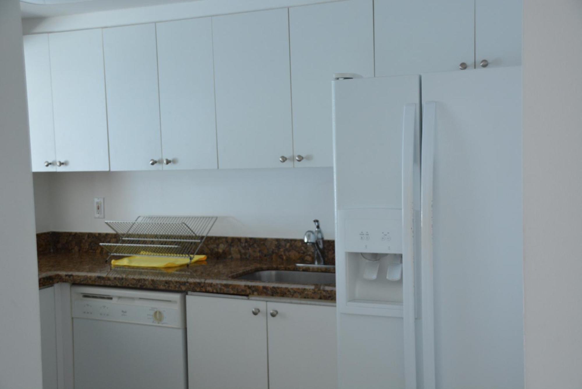 New Point Miami Beach Apartments Extérieur photo