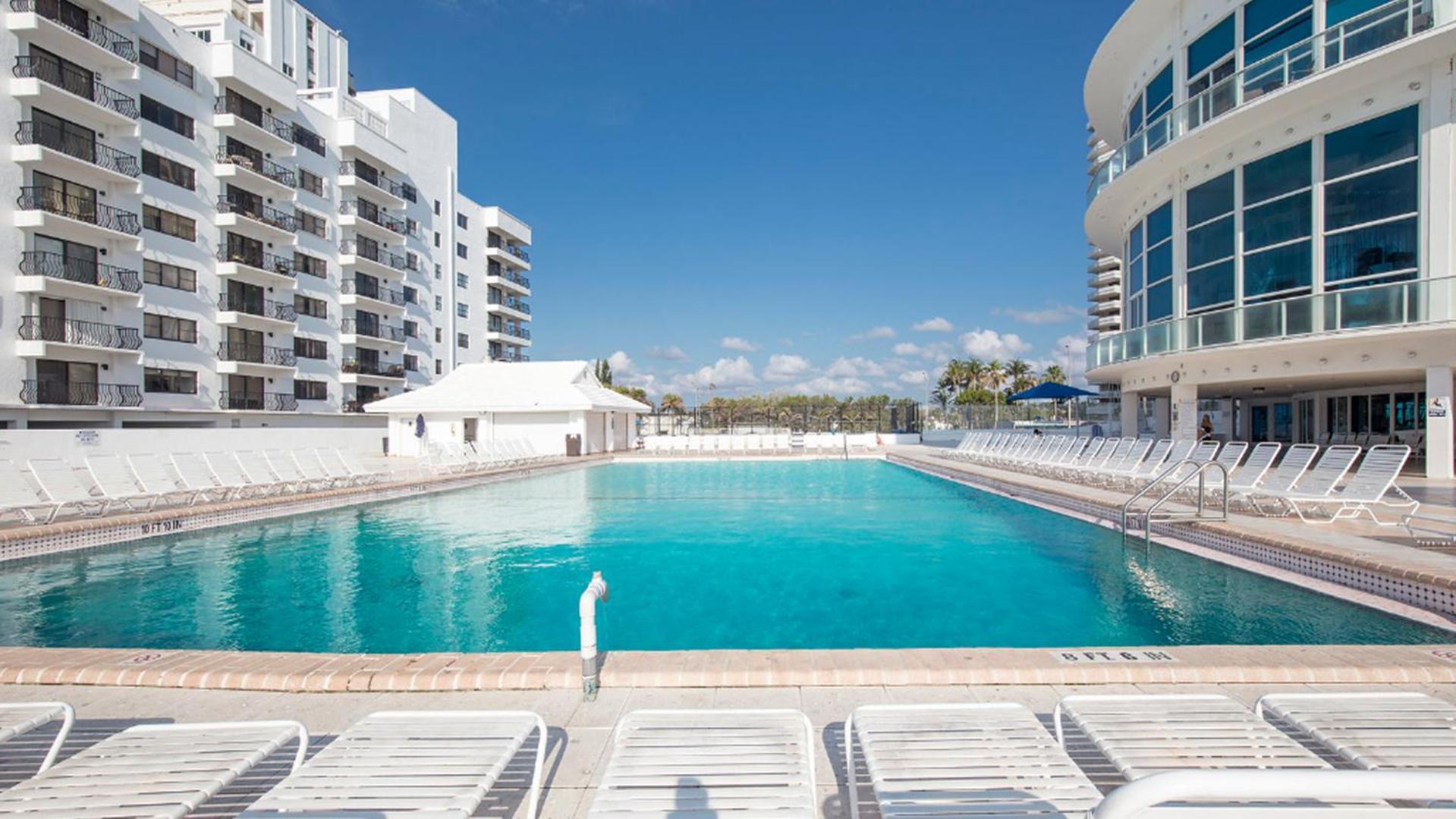 New Point Miami Beach Apartments Extérieur photo