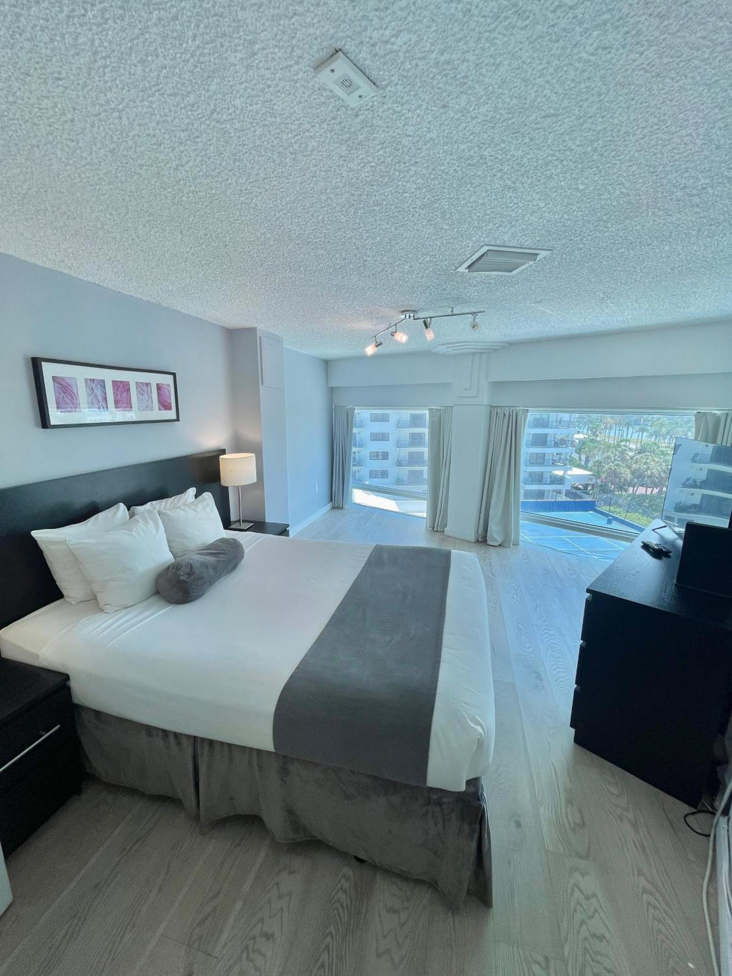 New Point Miami Beach Apartments Extérieur photo