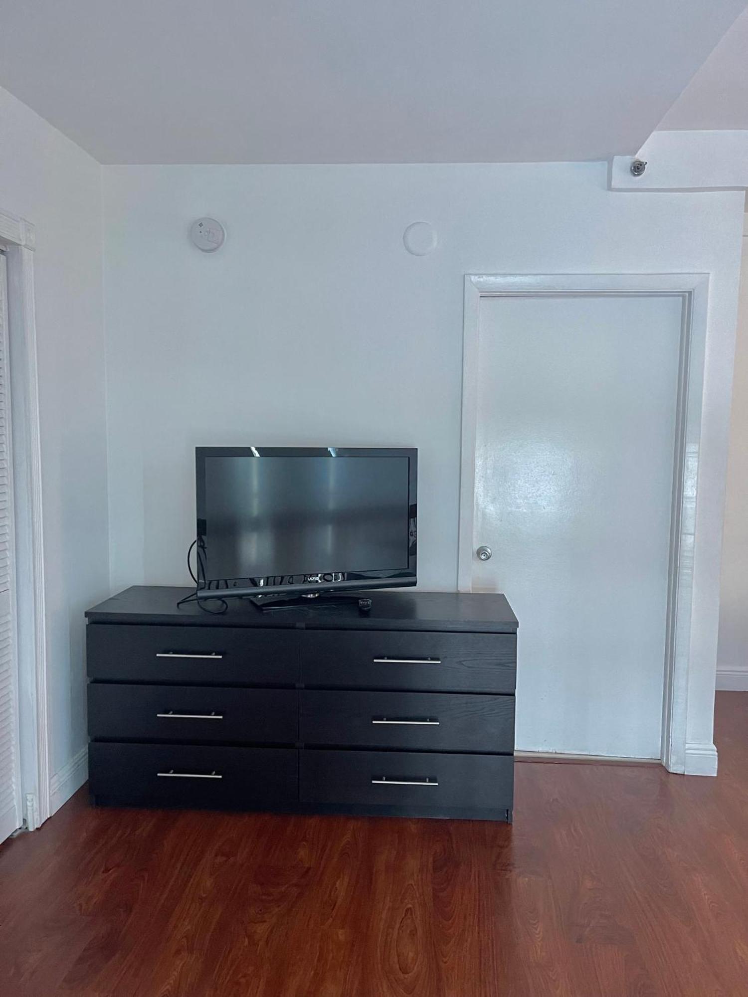 New Point Miami Beach Apartments Extérieur photo